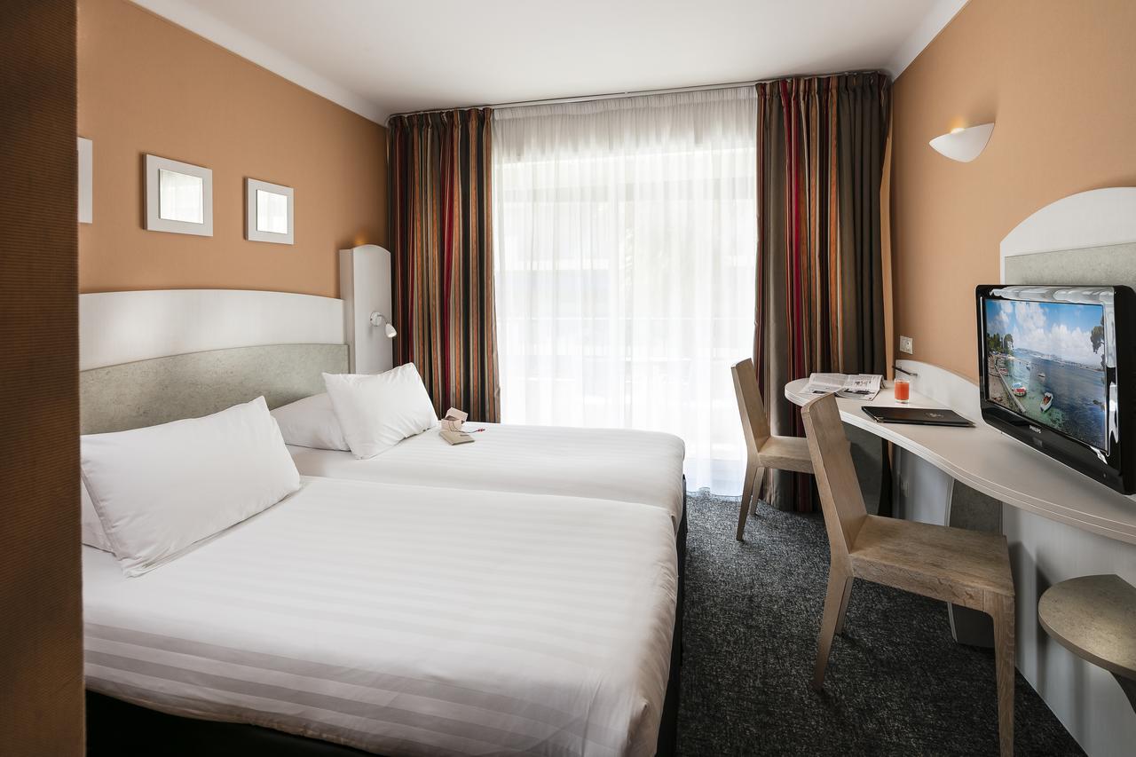 Best Western Astoria