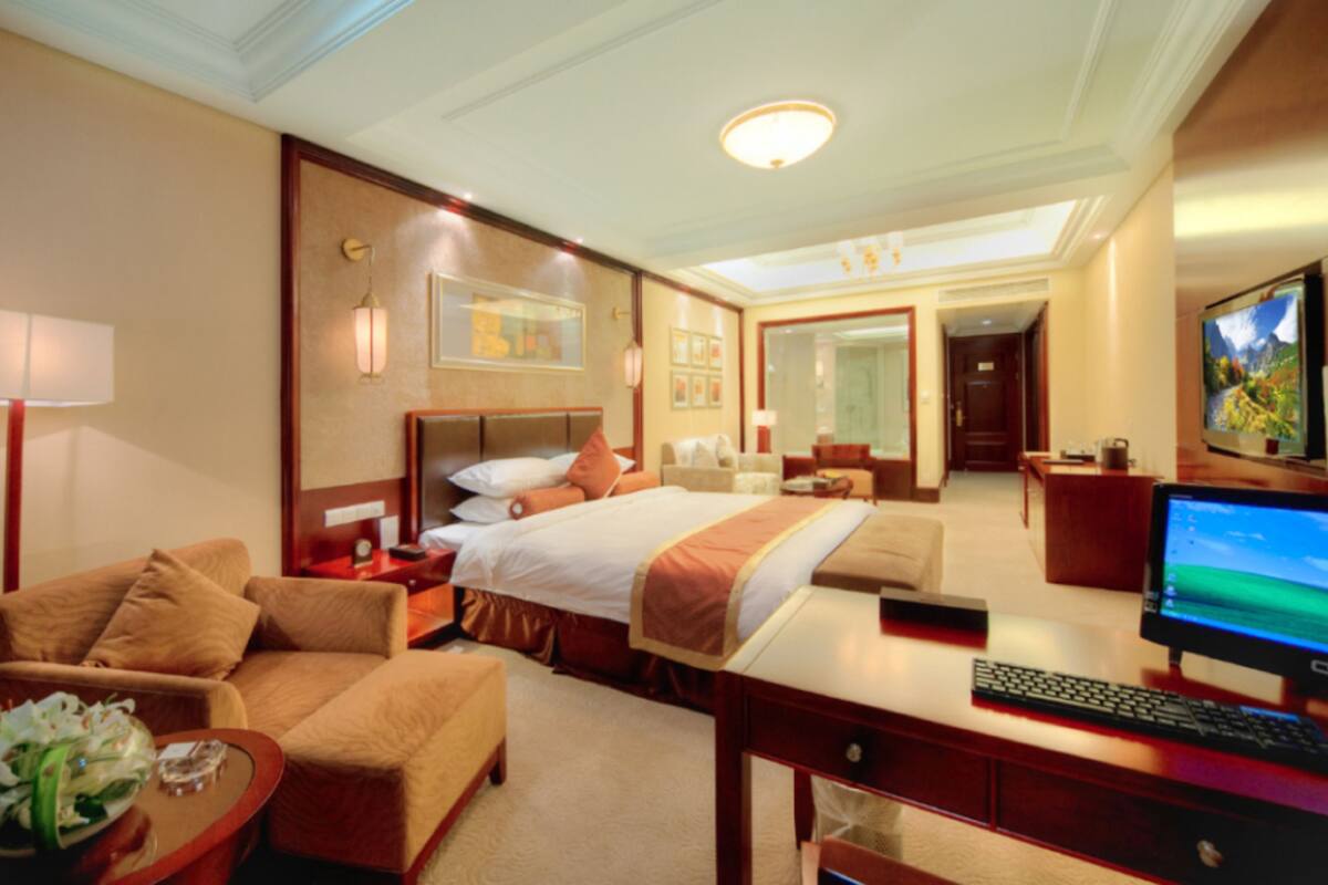 Yancheng Shuicheng Hotel