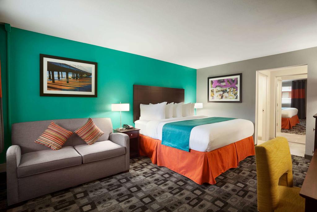 Clarion Inn