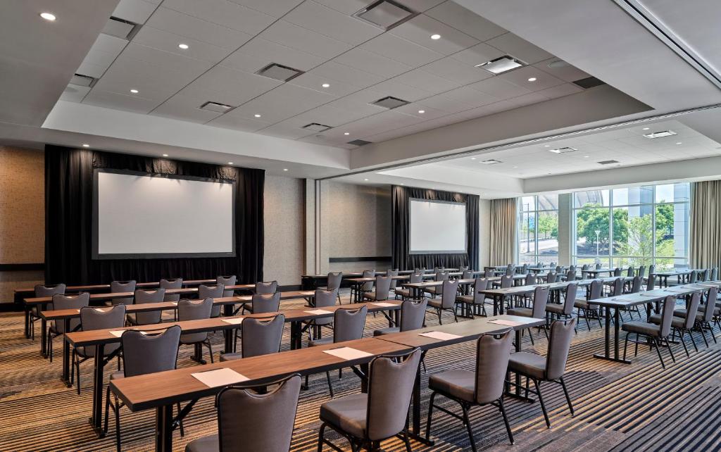 Loews Kansas City Hotel