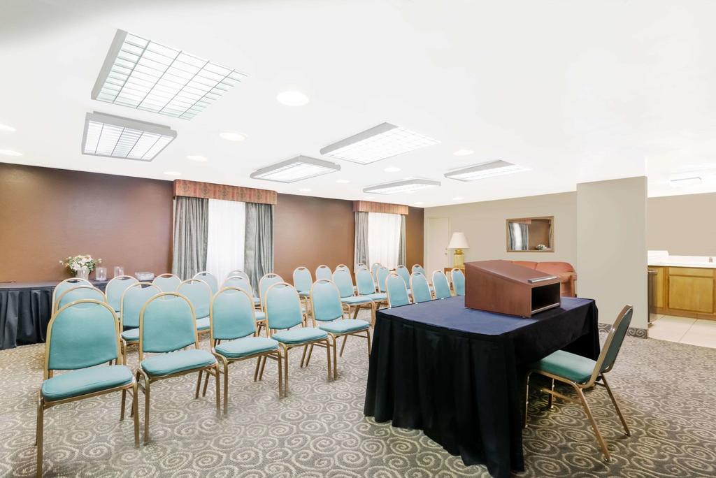Ramada Hotel & Conference Center by Wyndham Lexington North