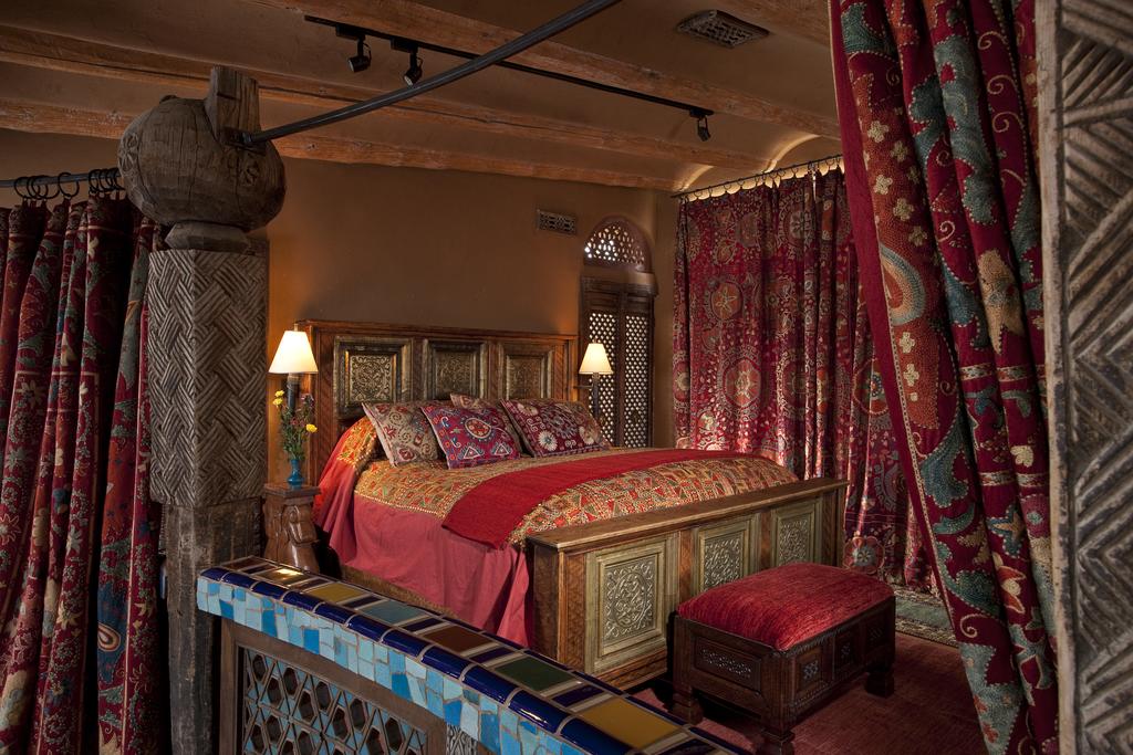 The Inn of The Five Graces
