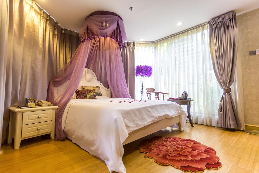 Shengshi Qianhe Hotel Kunming