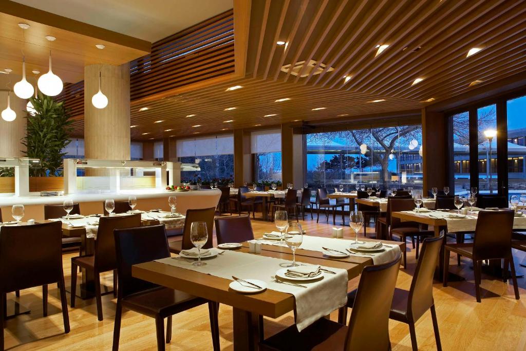 Alexander Beach hotel & Spa
