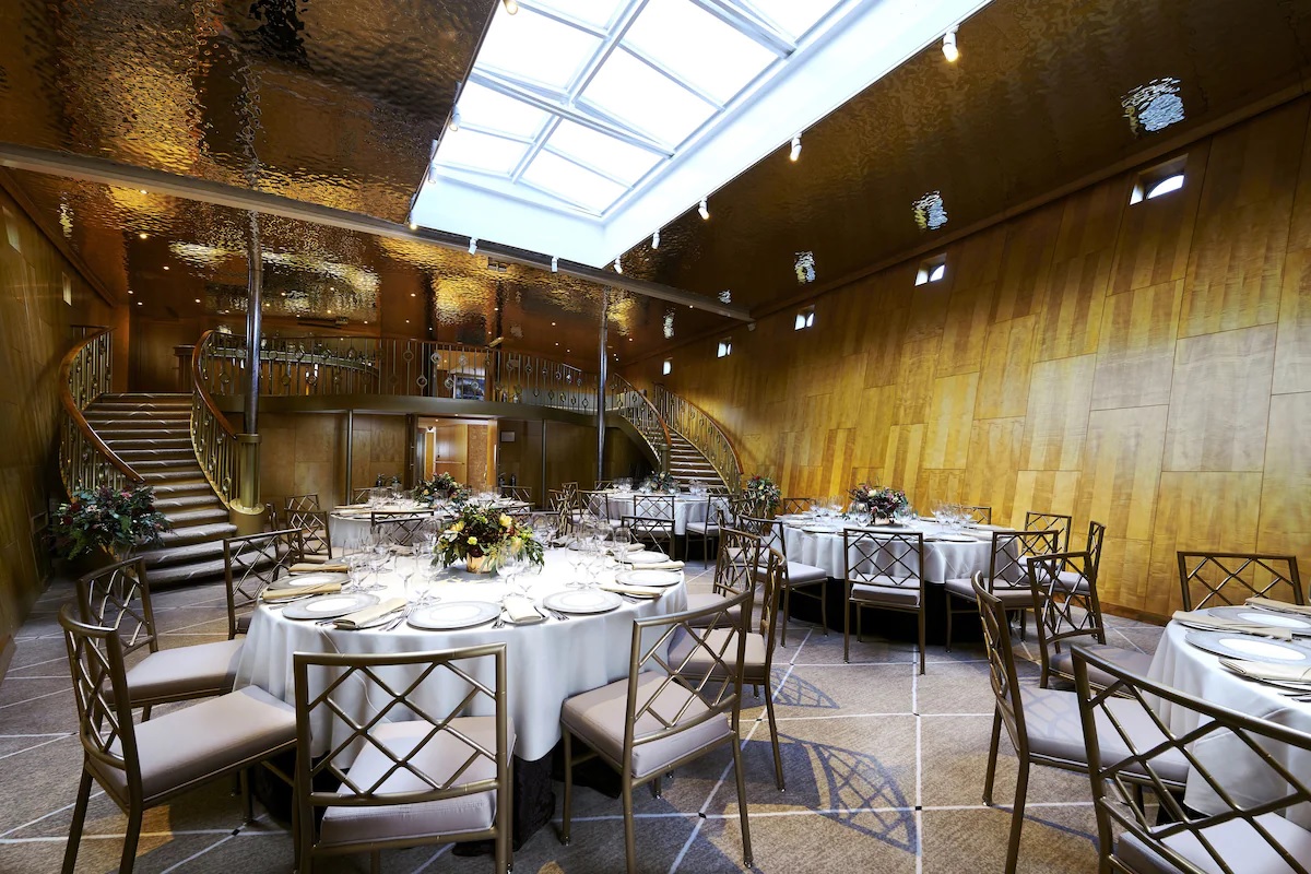 Fingal - A Luxury Floating Hotel