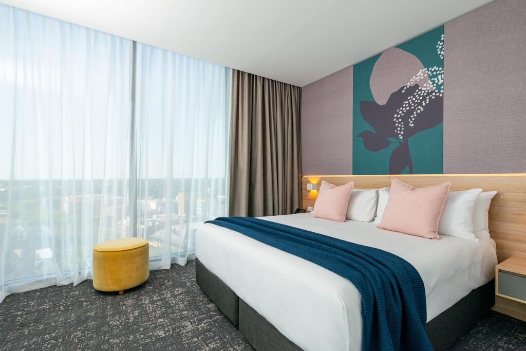 Crowne Plaza Adelaide