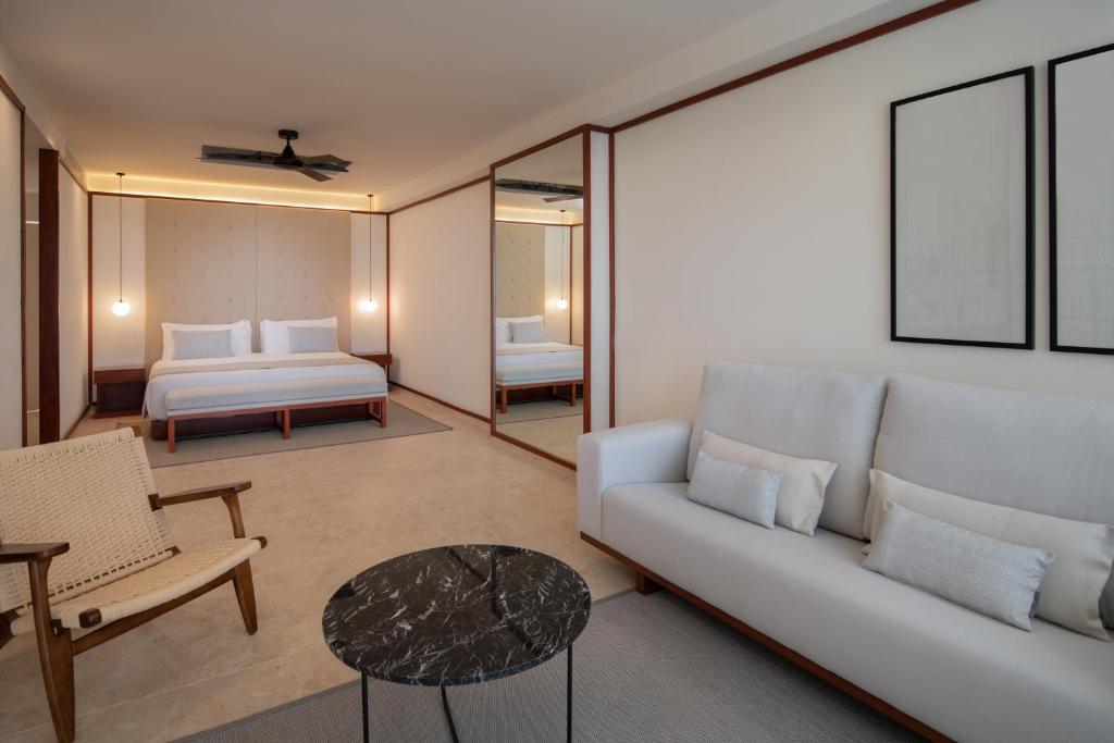 Live Aqua Beach Resort Punta Cana All Inclusive - Adults Only