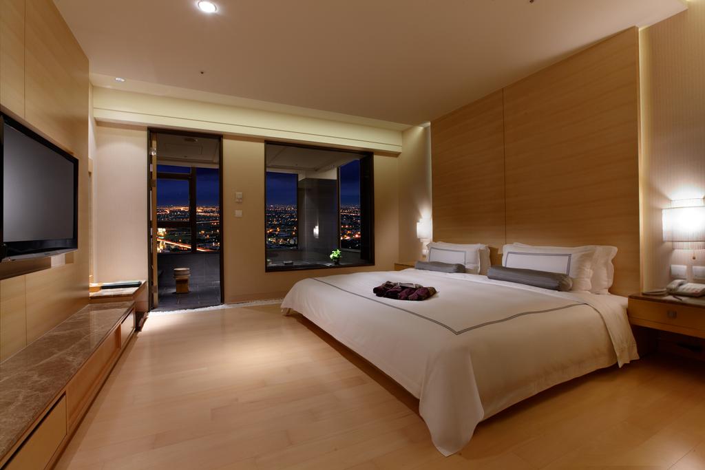 Evergreen Resort Jiaosi