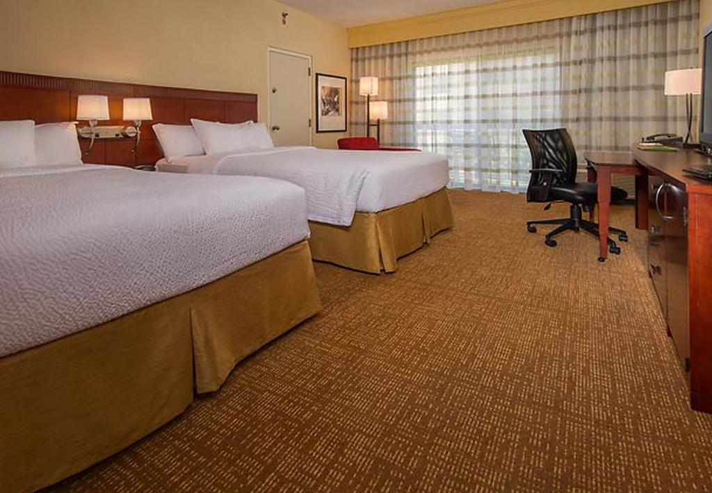 Courtyard by Marriott Silver Spring North/White Oak