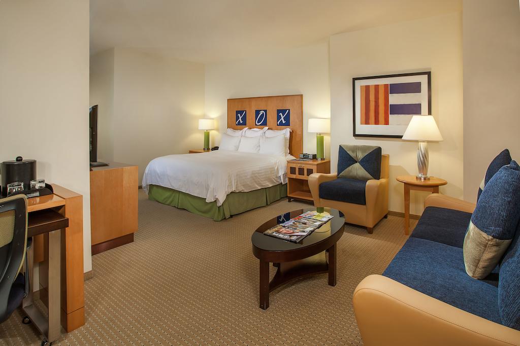 Renaissance Walnut Creek Hotel
