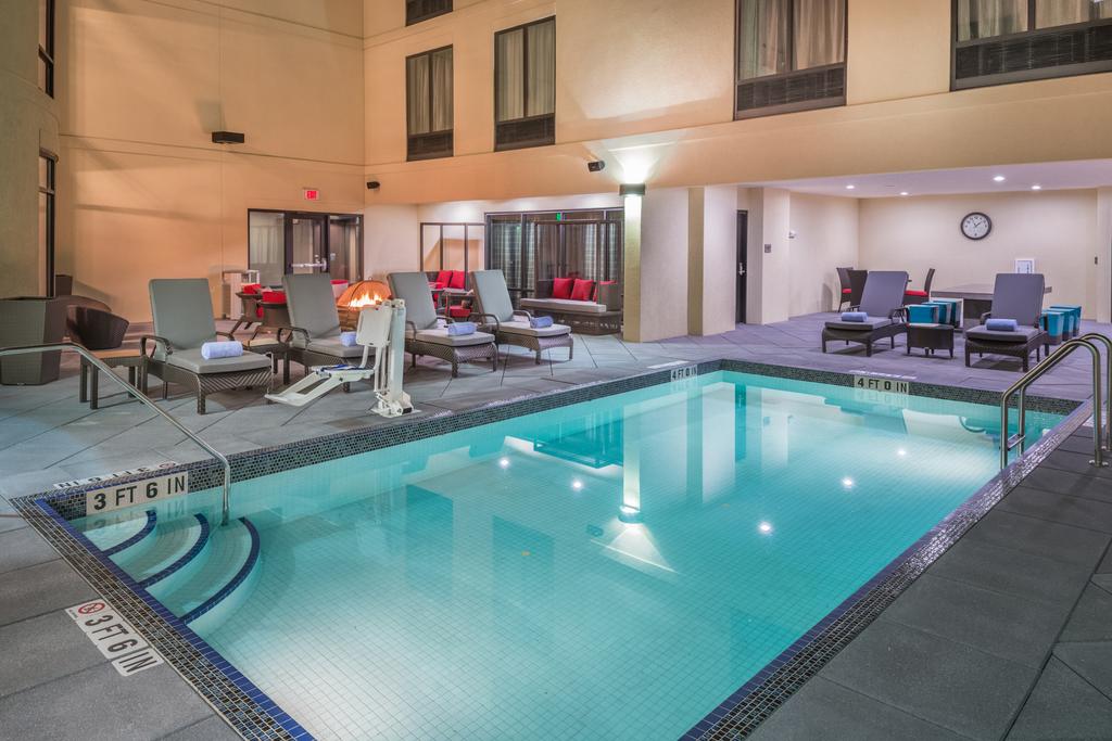 Courtyard by Marriott Wilmington Downtown/Historic District