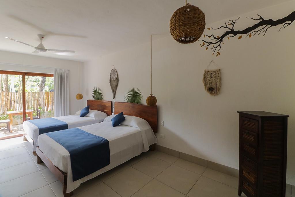 Niik Tulum
