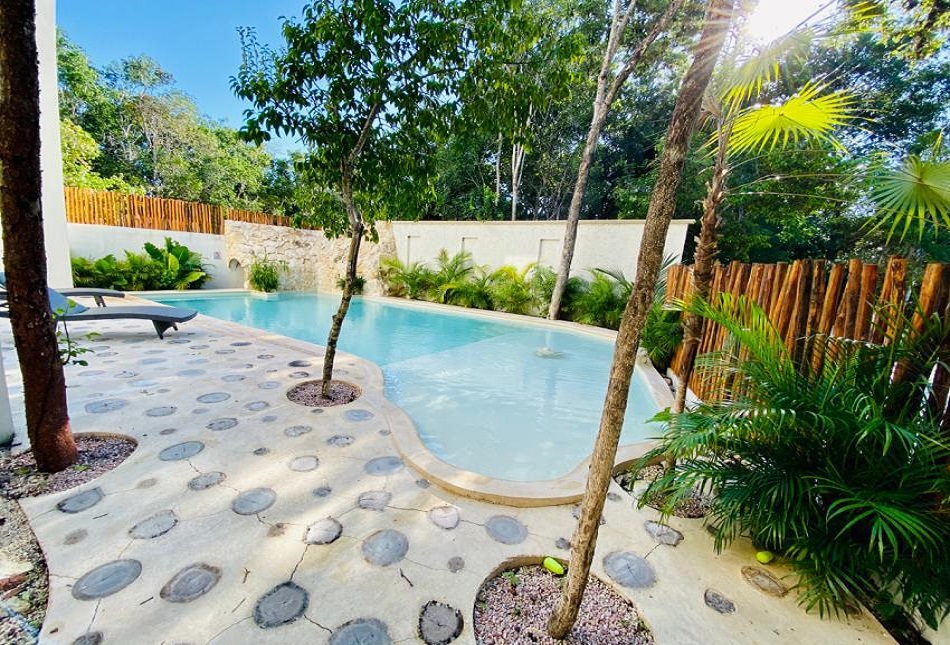 Niik Tulum