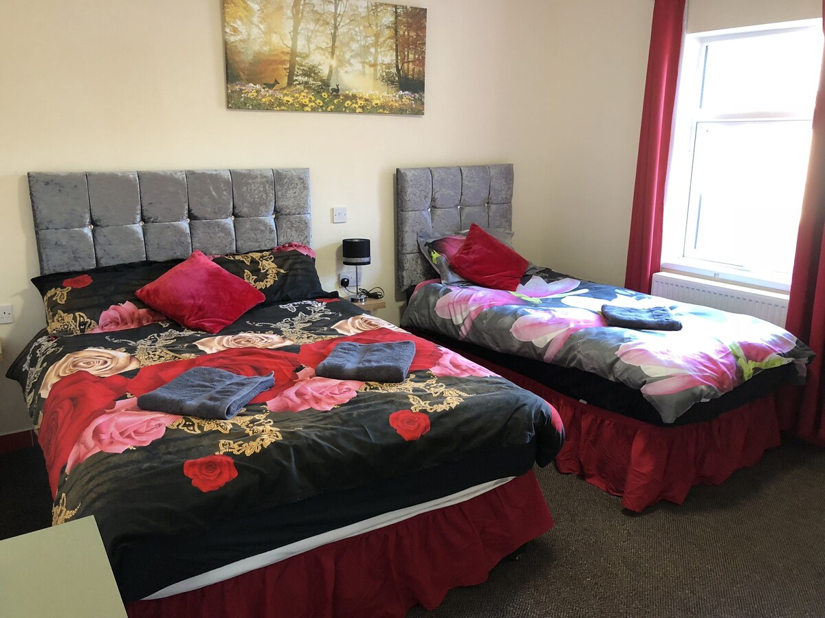 Red Roomz Hotel