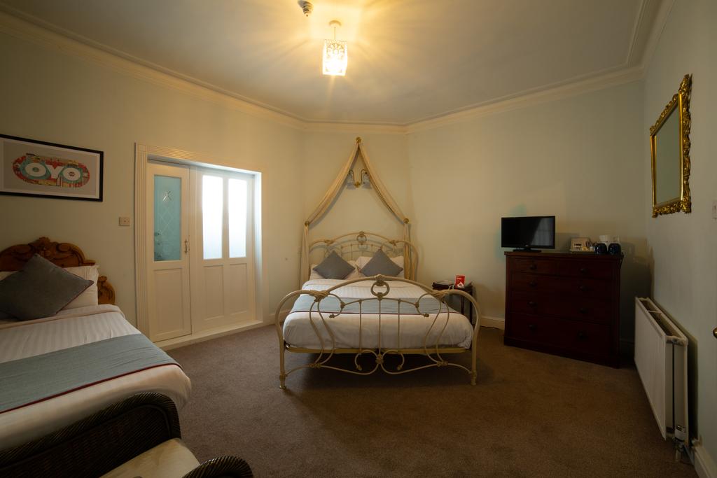 Fines Bayliwick Hotel