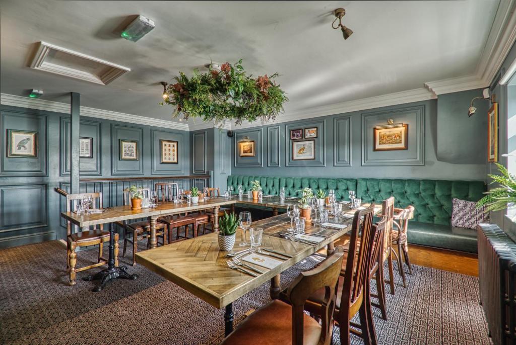 The Wellington Arms
