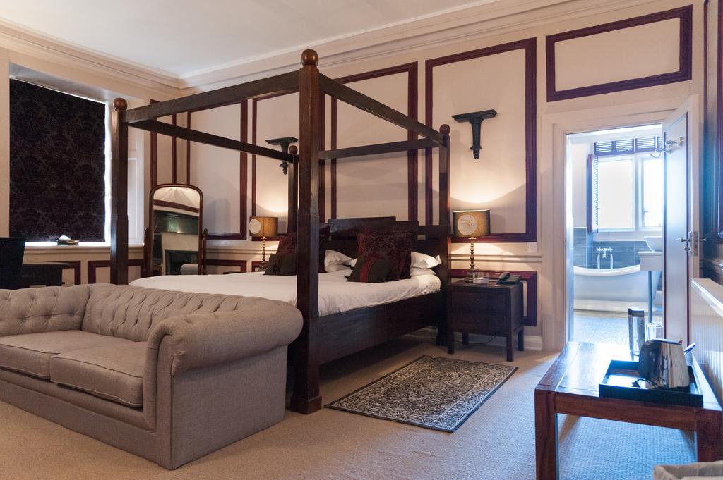 Langdon Court Hotel