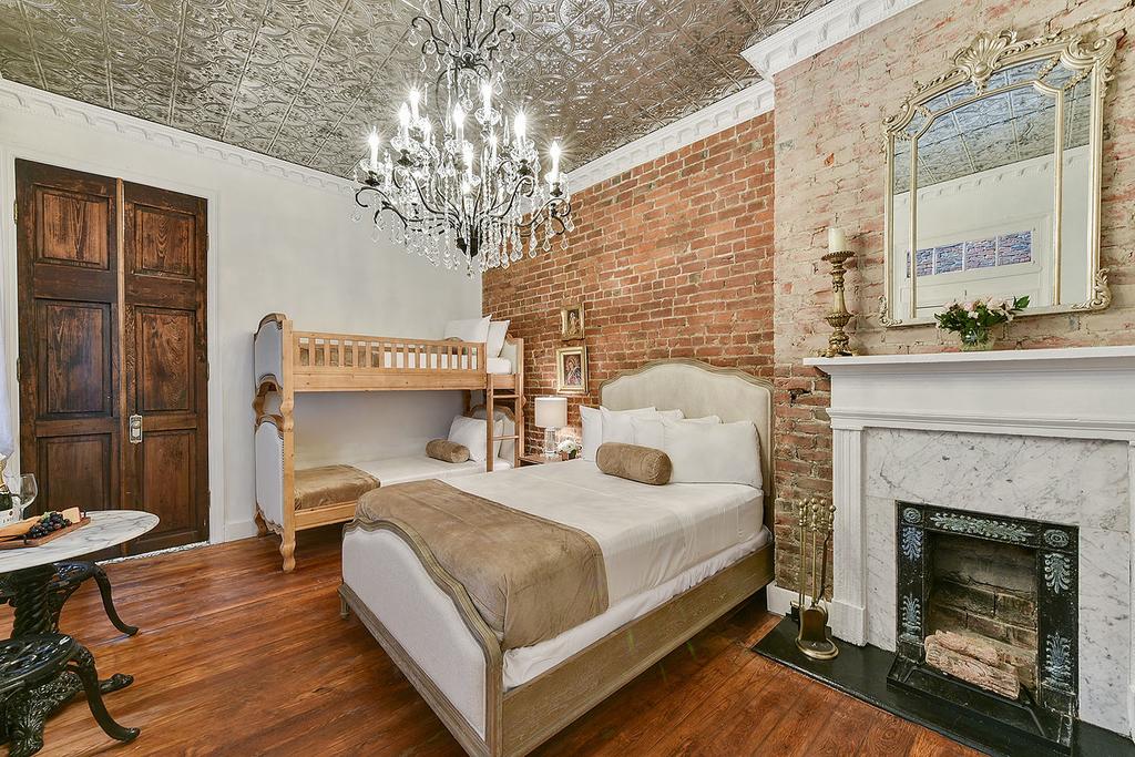 FRENCH QUARTER MANSION BOUTIQUE HOTEL