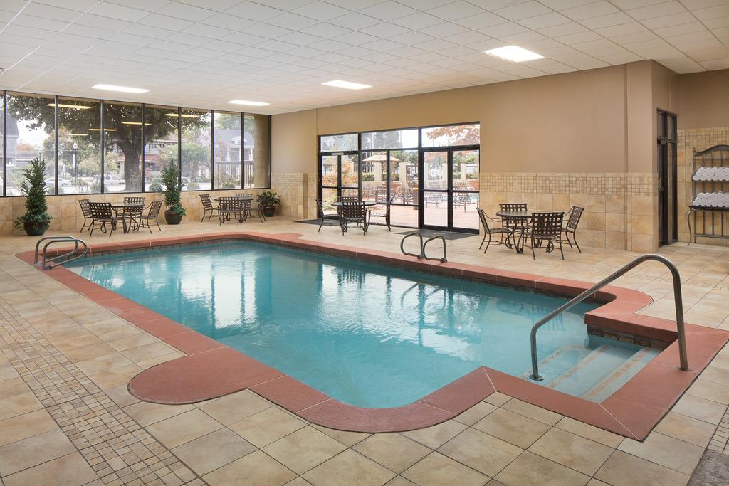 University Plaza Hotel and Convention Center Springfield