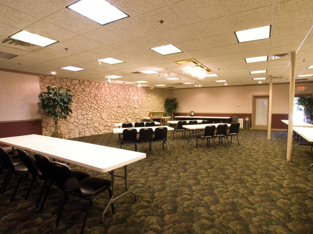 Lamplighter Inn & Suites - South