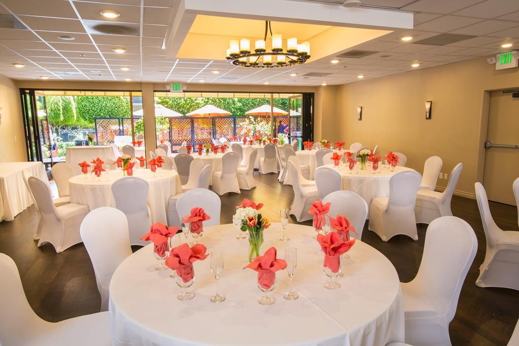 Palm Garden Hotel