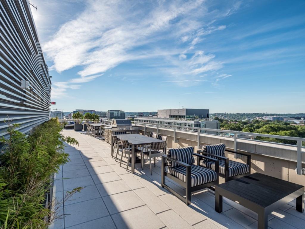 Global Luxury Suites Capitol Hill/Navy Yard