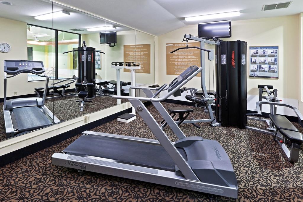 AmericInn by Wyndham Fishers Indianapolis