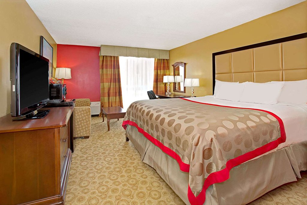 Ramada Plaza by Wyndham Northglenn/Denver North
