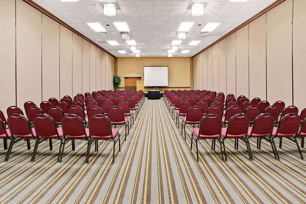 Ramada Plaza by Wyndham Northglenn/Denver North