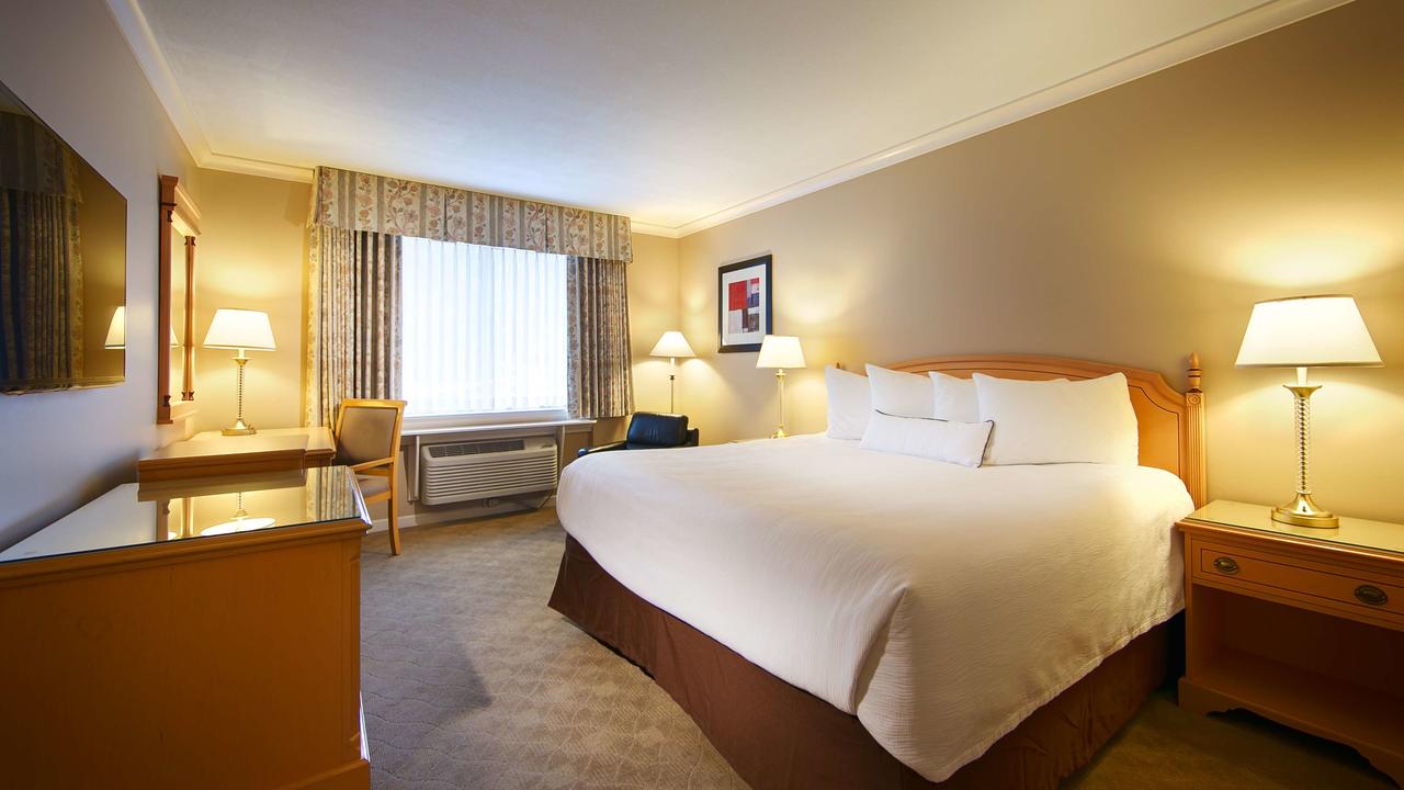 Best Western Plus Columbia River Hotel