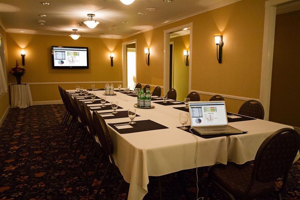 Best Western Plus Columbia River Hotel