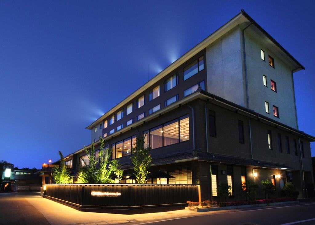 HIKONE CASTLE RESORT & SPA