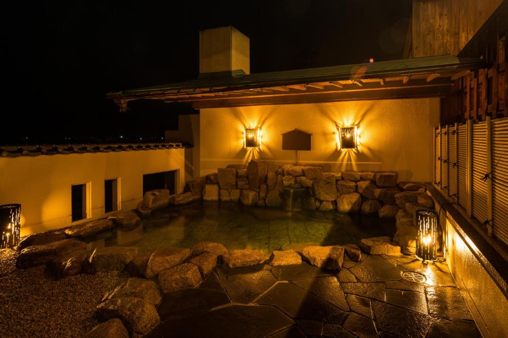Toba Seaside Hotel
