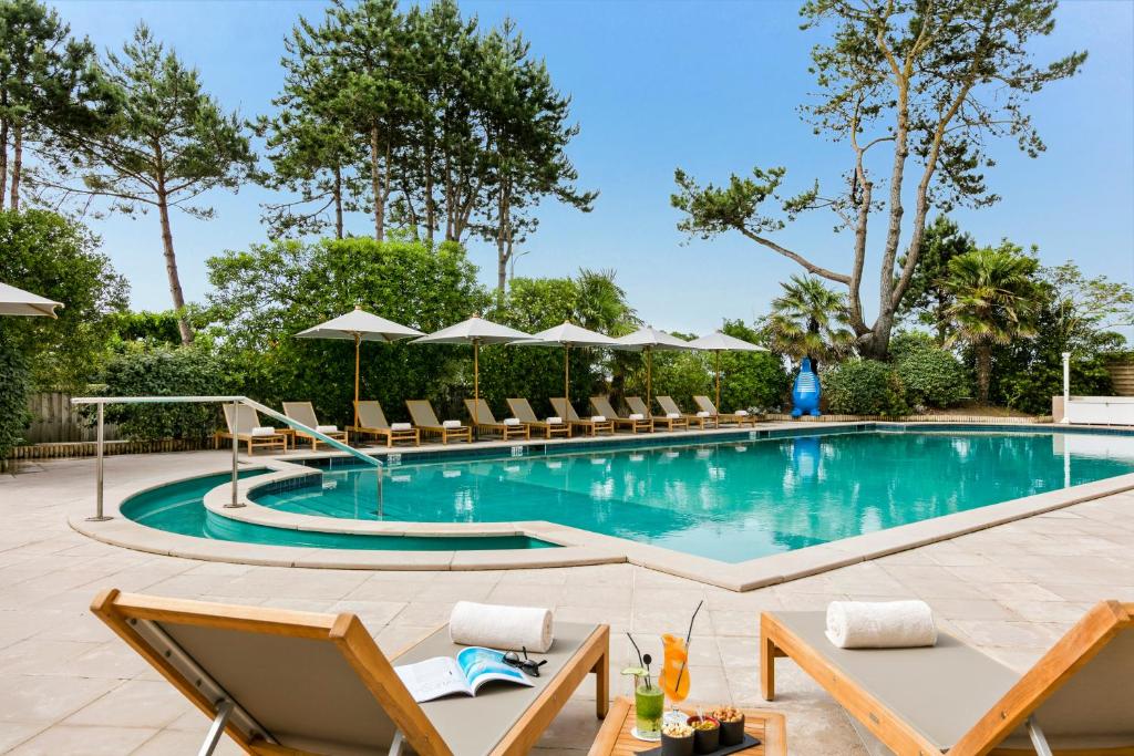 Hotel Barriere l'Hermitage