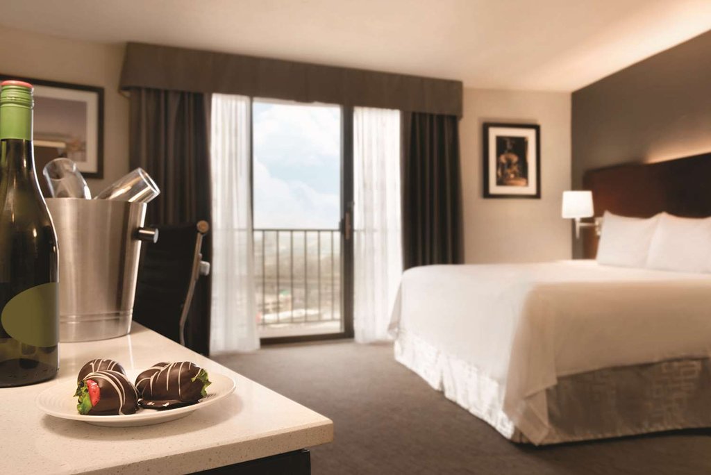 Radisson Cincinnati Riverfront