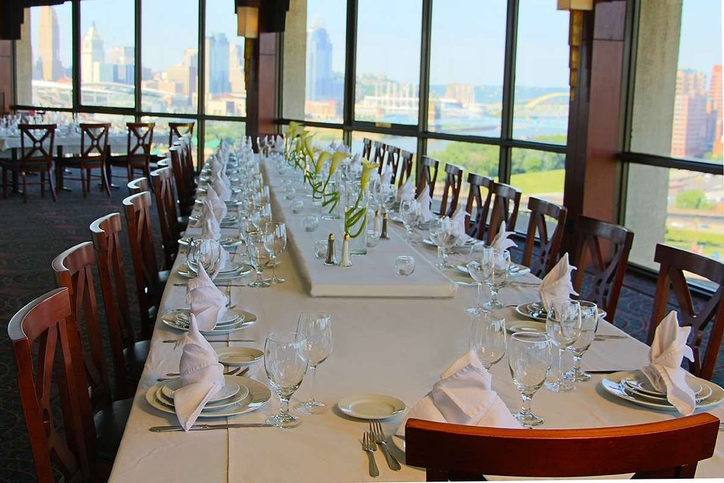 Radisson Cincinnati Riverfront