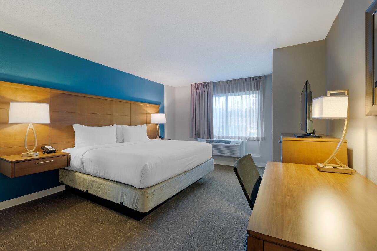 Staybridge Suites Orlando Royale Parc Suites