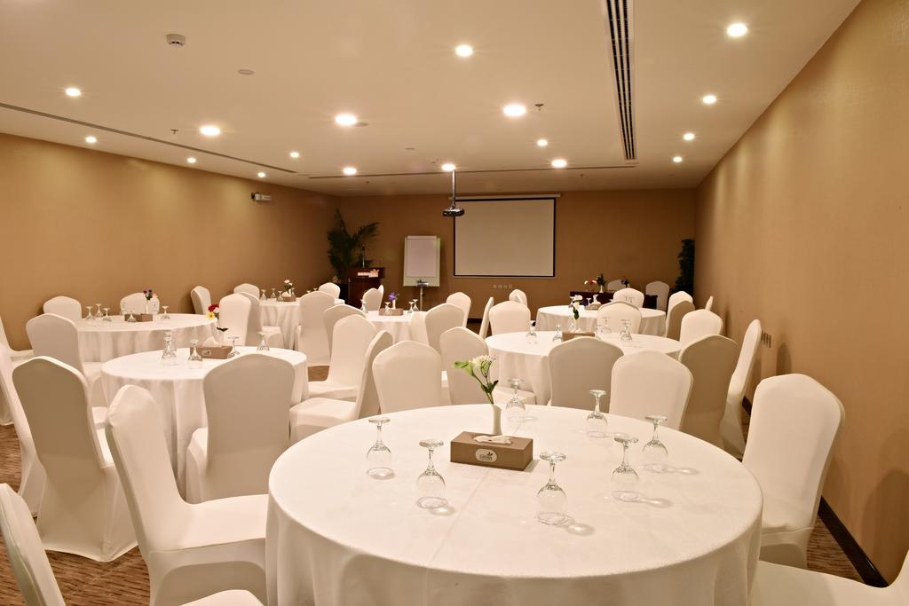 Garden Plaza Hotel Sefah