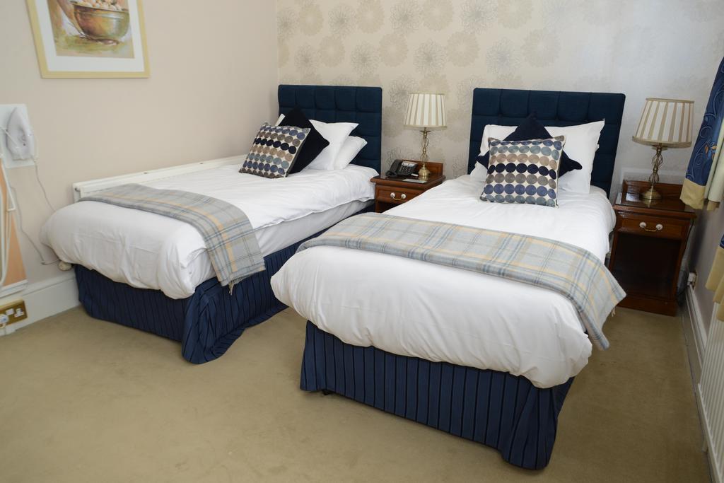 The Grove House Hotel