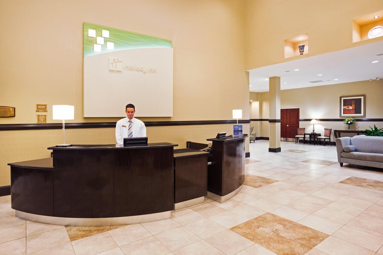 Holiday Inn Hotel & Suites Beaufort at Highway 21