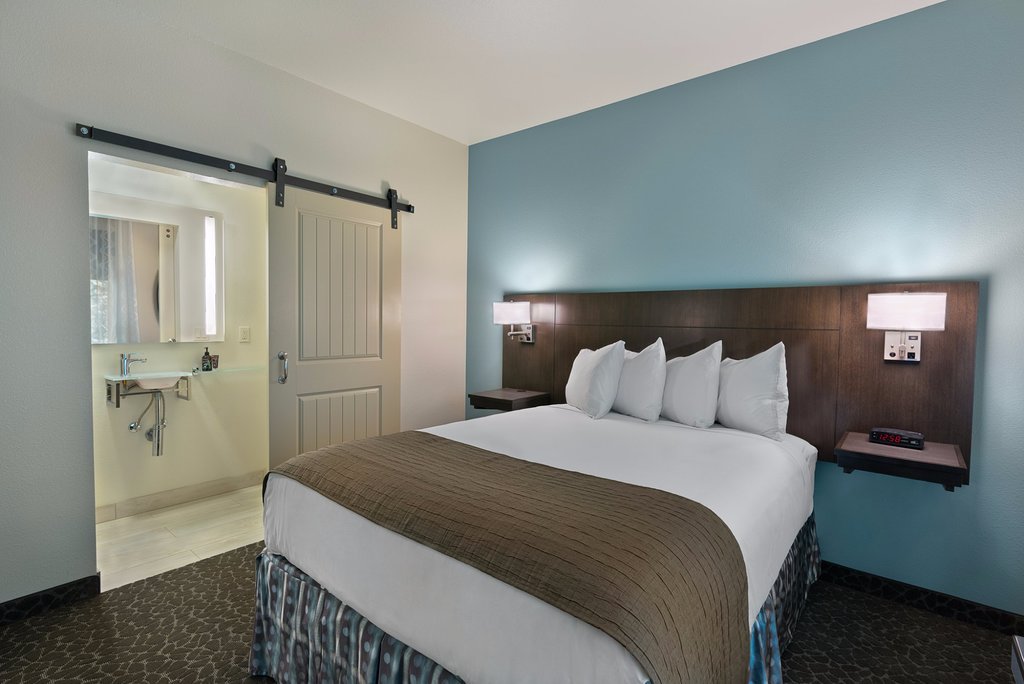 Oxford Suites Bellingham