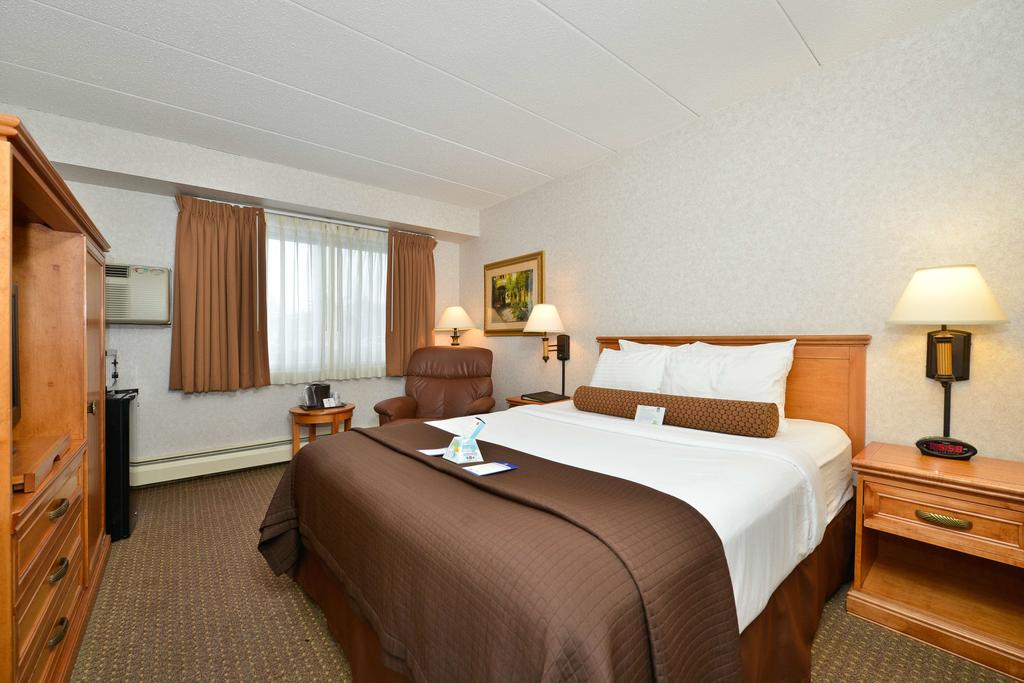 Best Western Plus Kelly Inn