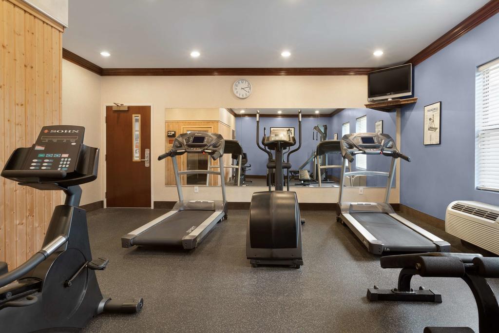 Country Inn & Suites by Radisson, Fayetteville-Fort Bragg, NC
