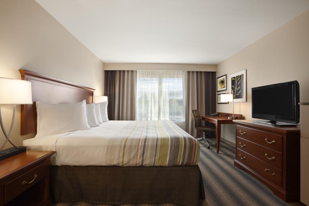 Country Inn & Suites by Radisson, Roseville, MN