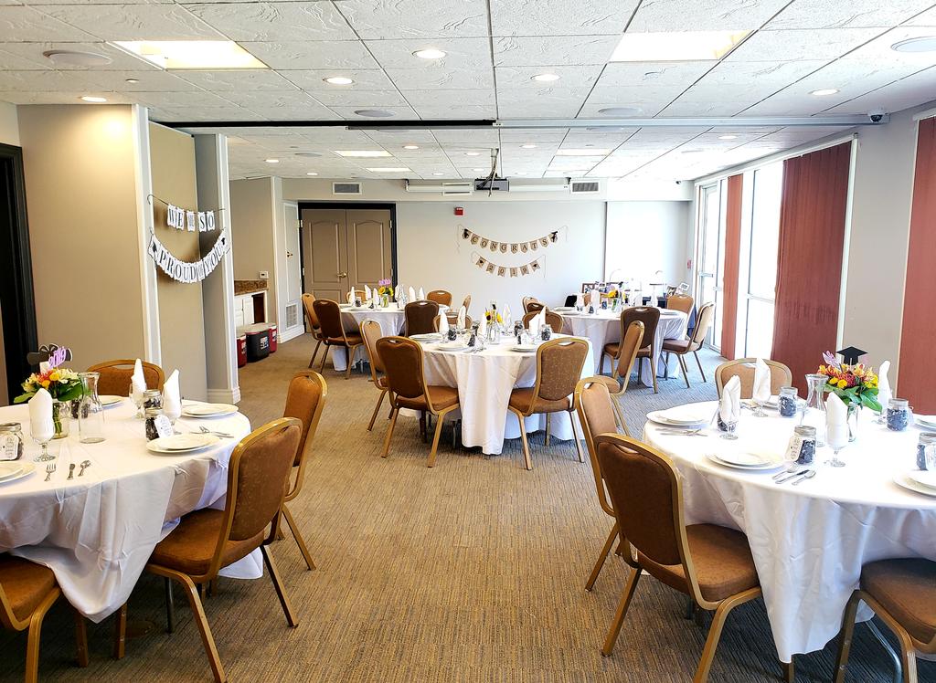 Country Inn & Suites by Radisson, San Bernardino (Redlands), CA
