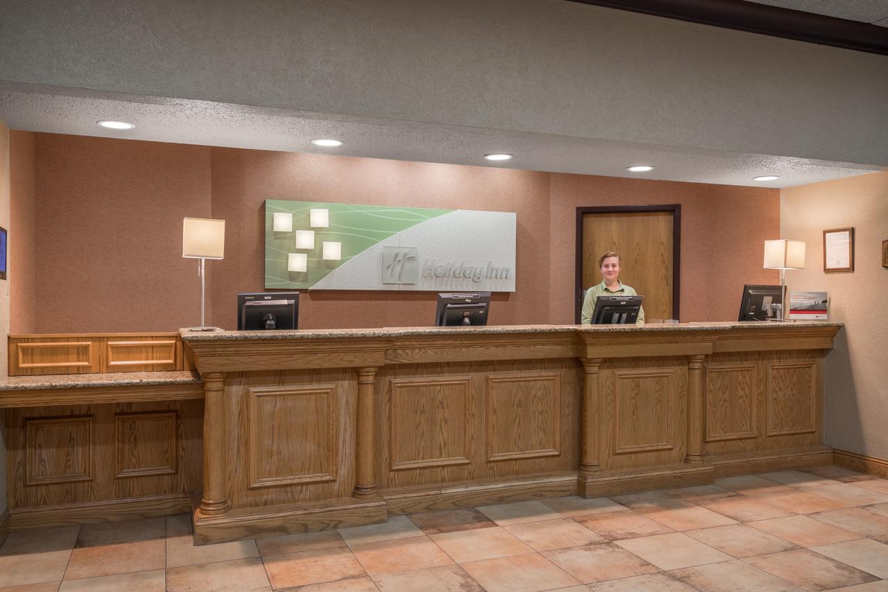 Holiday Inn Hotel & Suites - St. Cloud