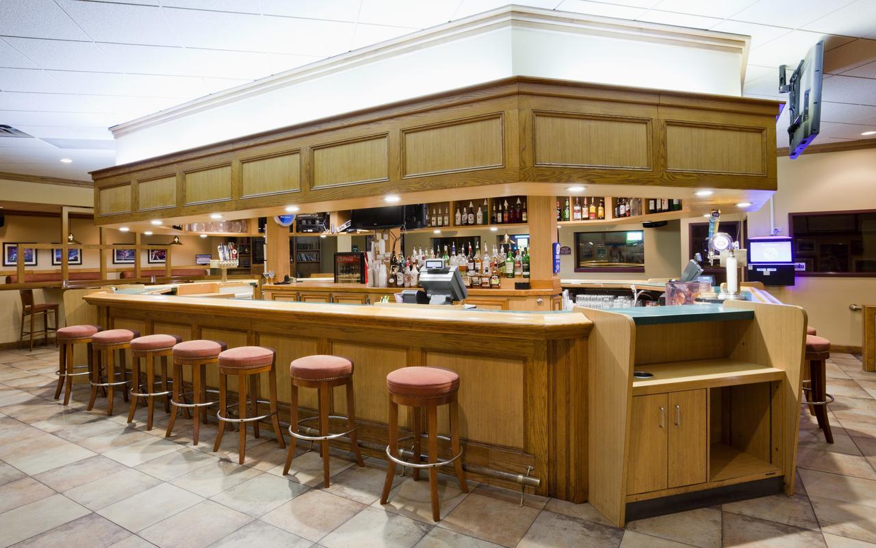 Holiday Inn Hotel & Suites - St. Cloud