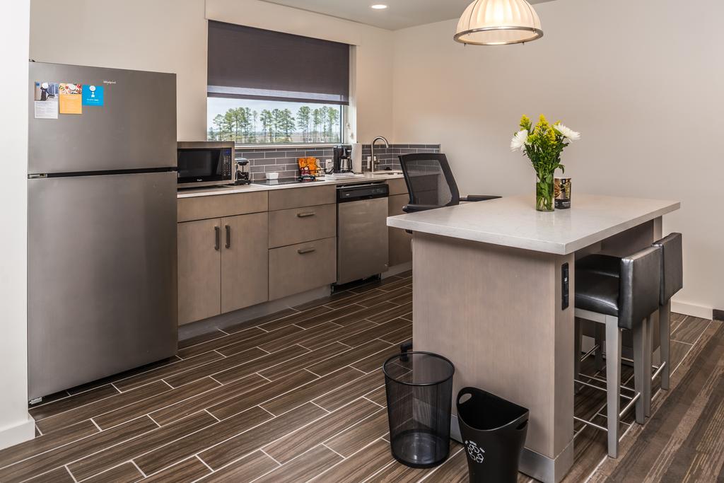 Hyatt House Raleigh / RDU / Brier Creek