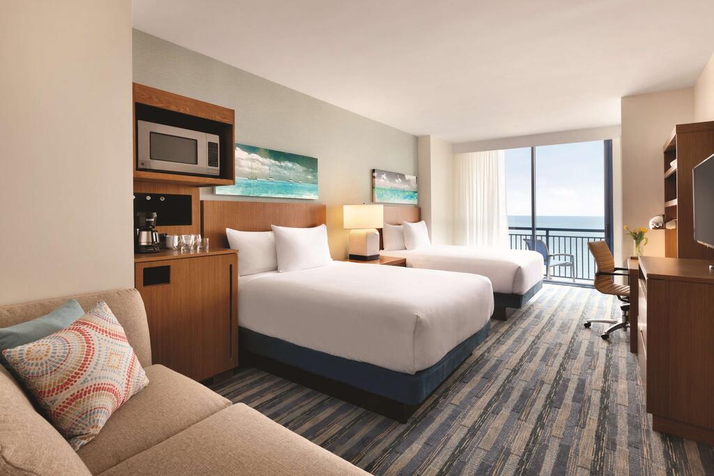 Hyatt House Virginia Beach / Oceanfront