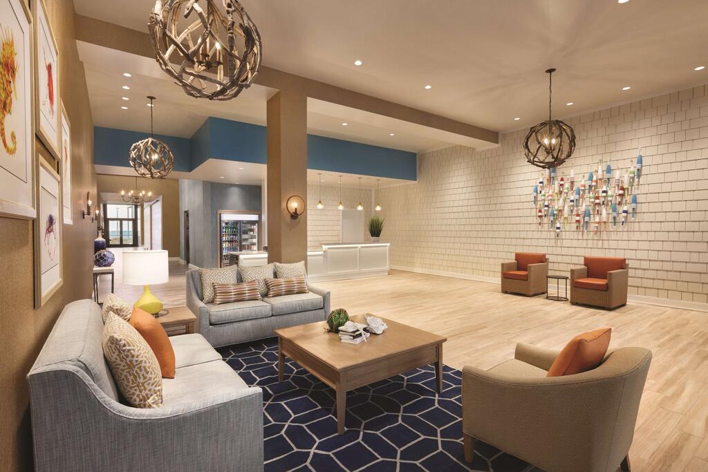 Hyatt House Virginia Beach / Oceanfront